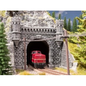 Portaler, mure og arkader